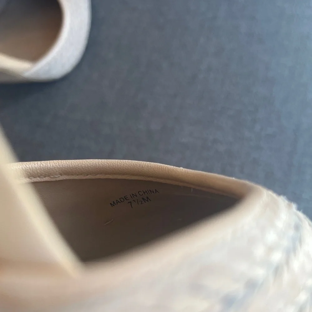 Worn 1x Banana Republic Women's beige stilettos- like new/ excellent condition - Picture 9 of 10